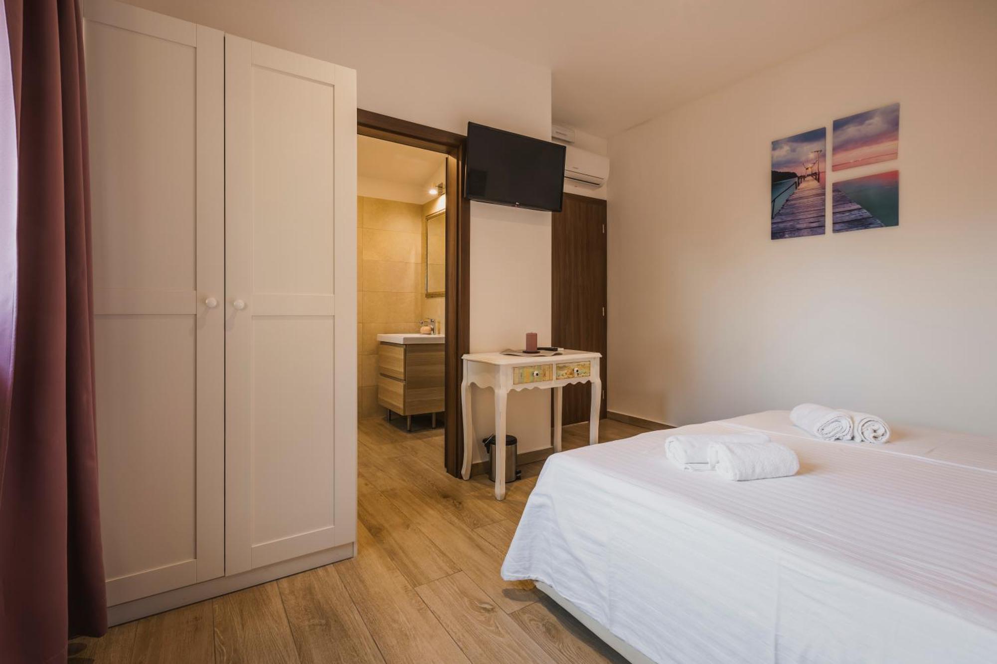 Rooms With Breakfast Near Porec Нова-Вас Экстерьер фото